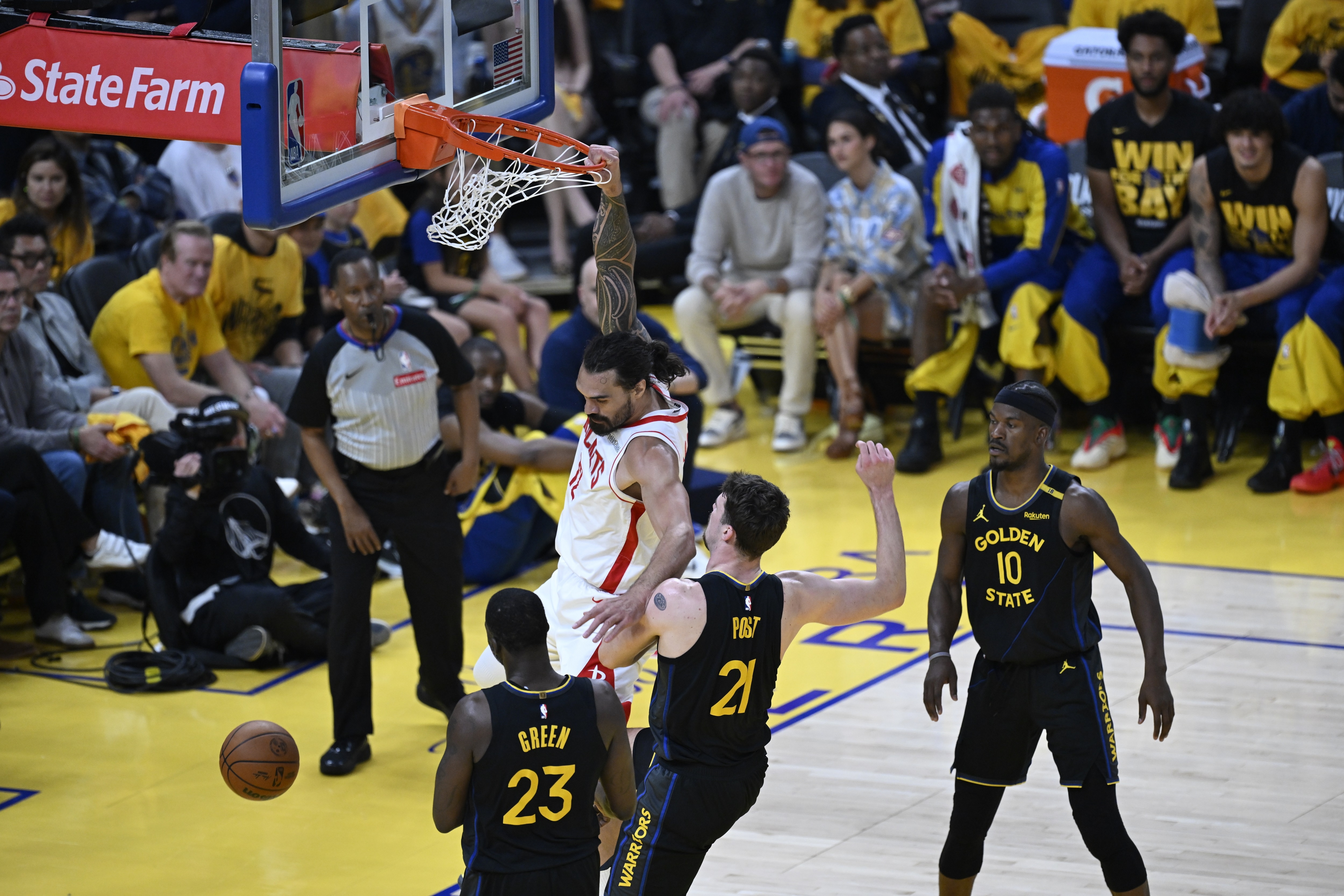 爱游戏官方-包含赛地聚焦：NBA季后赛赛后热度飙升，阿森纳绝杀压哨，底气十足，控场能力受关注的词条