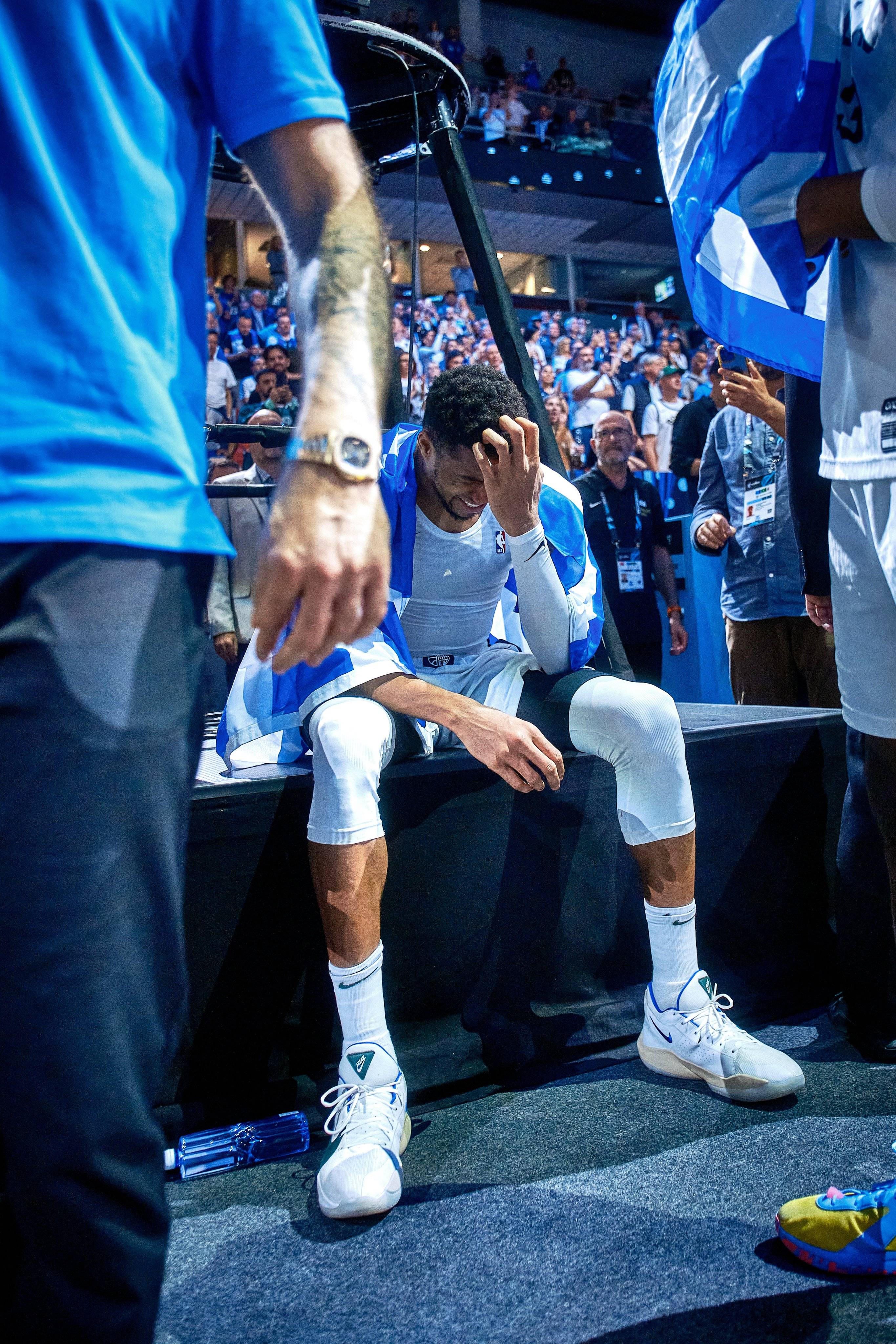 爱游戏APP-关于风云突变！广厦男篮关键时刻篮板制胜，NBA总决赛版图或变，信心回归，更衣室氛围转暖的信息